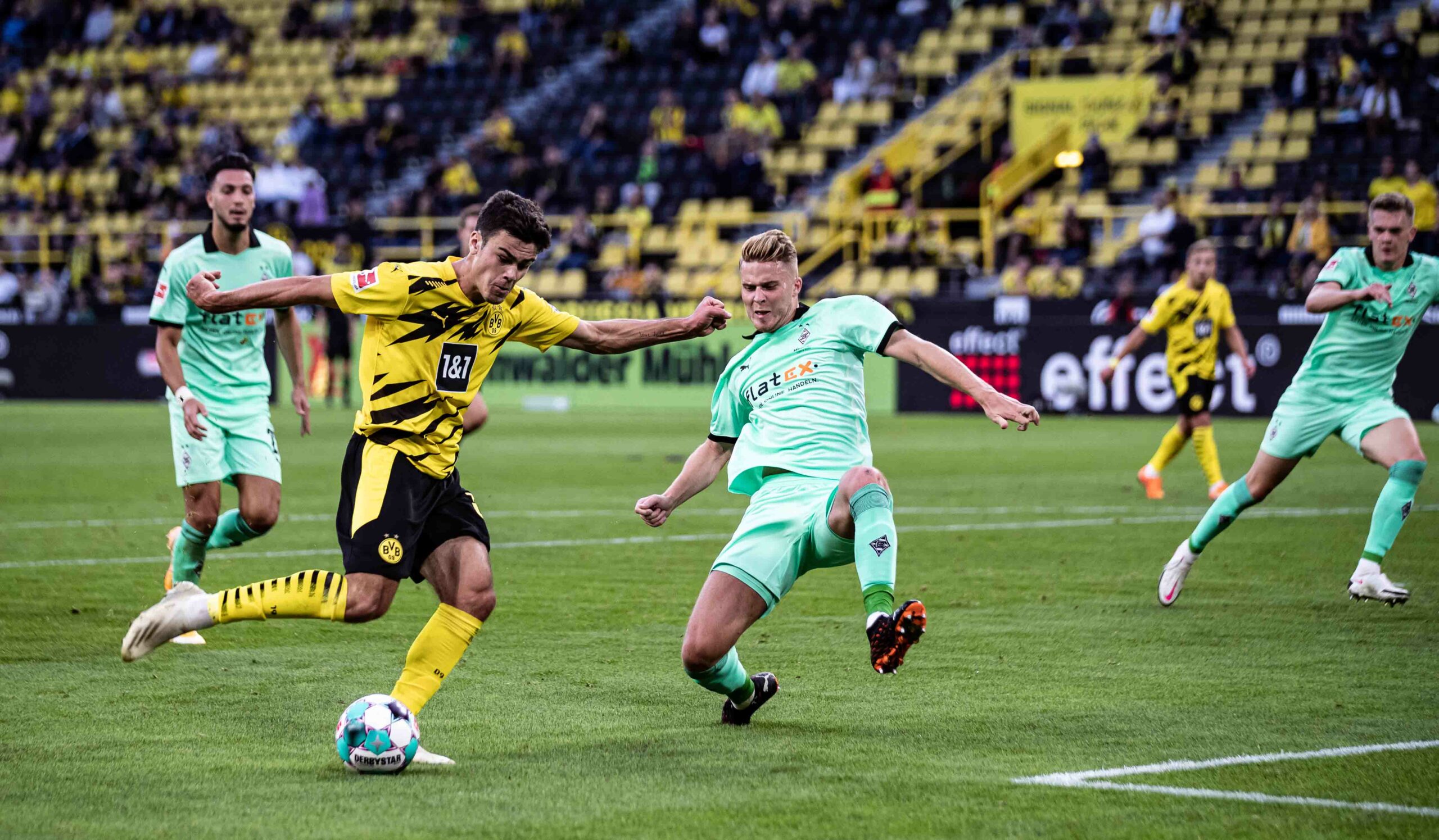 Dortmund vs B. Monchengladbach (21:30 – 25/11) | Xem lại trận đấu