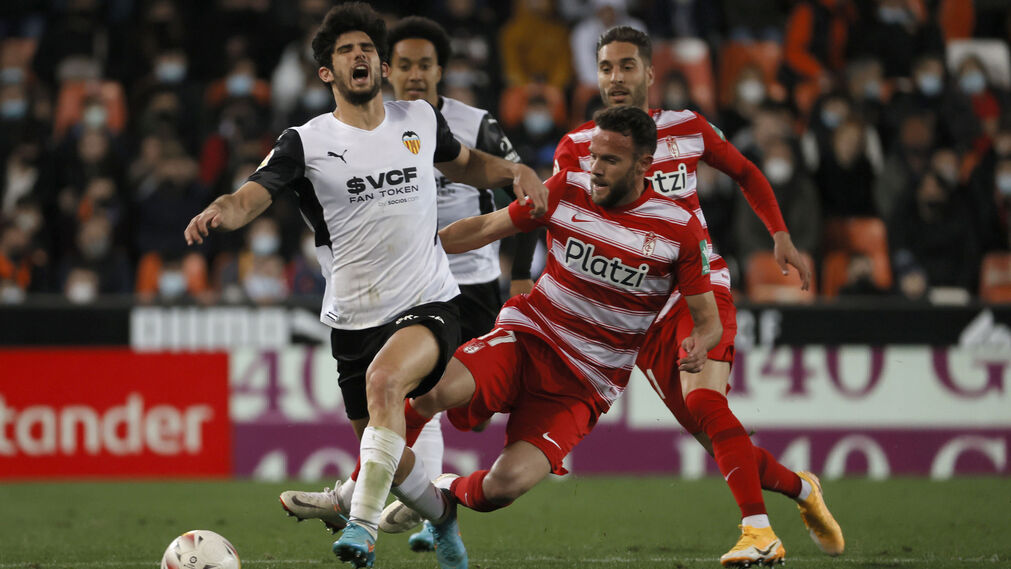 Valencia vs Granada CF (22:15 – 05/11) | Xem lại trận đấu