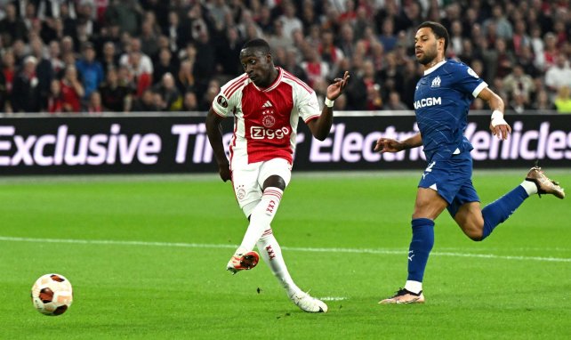 Marseille vs AFC Ajax (03:00 – 01/12) | Xem lại trận đấu