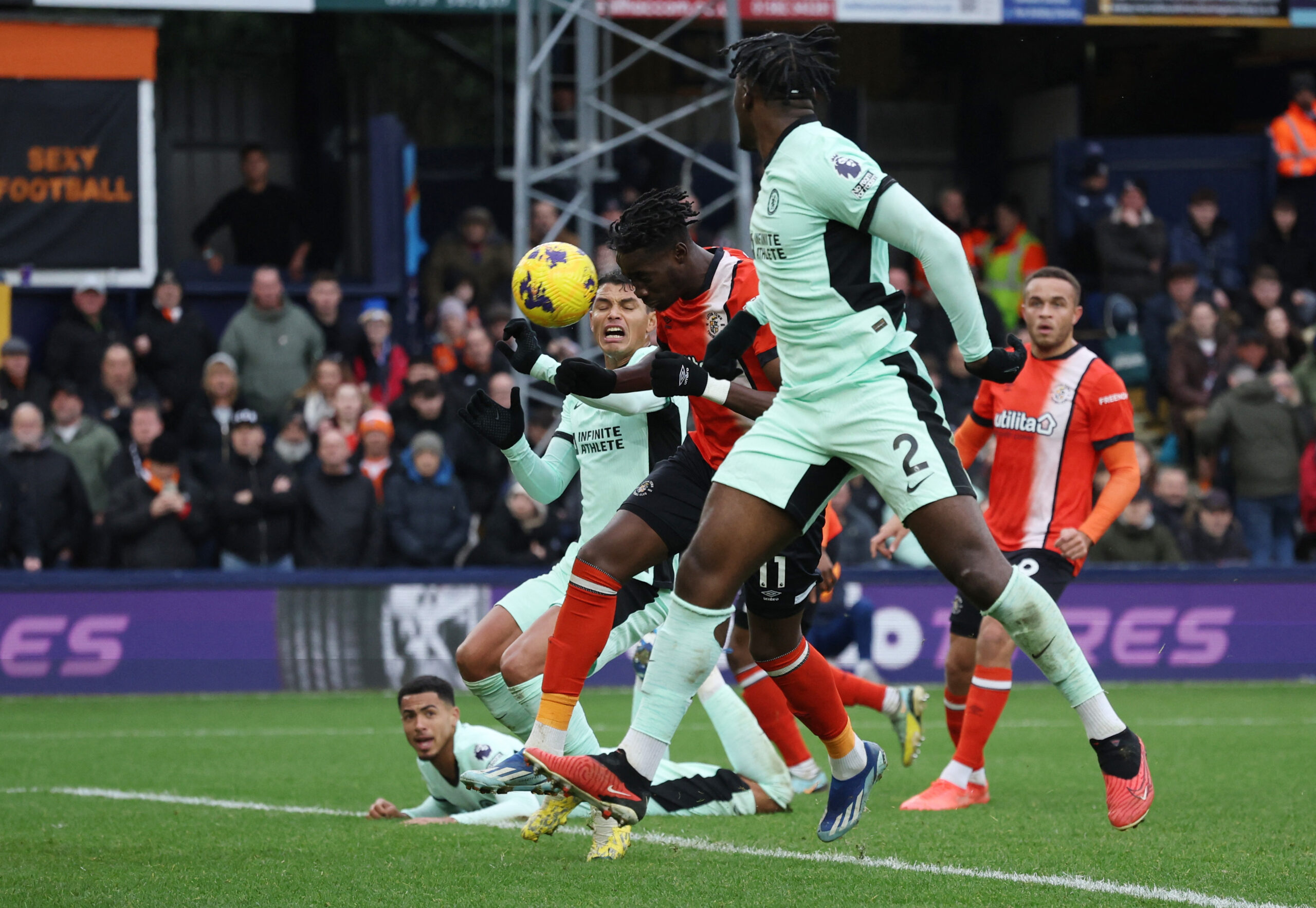 Luton Town vs Chelsea (19:30 – 30/12) | Xem lại trận đấu