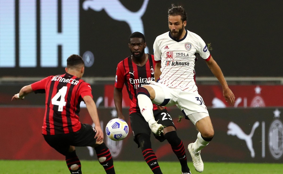 AC Milan vs Cagliari (03:00 – 03/01) | Xem lại trận đấu