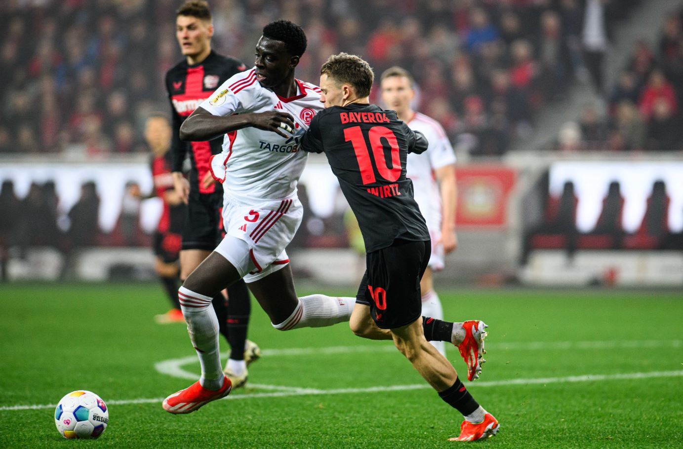 Bayer Leverkusen vs Fortuna Dusseldorf (01:45 – 04/04) | Xem lại trận đấu