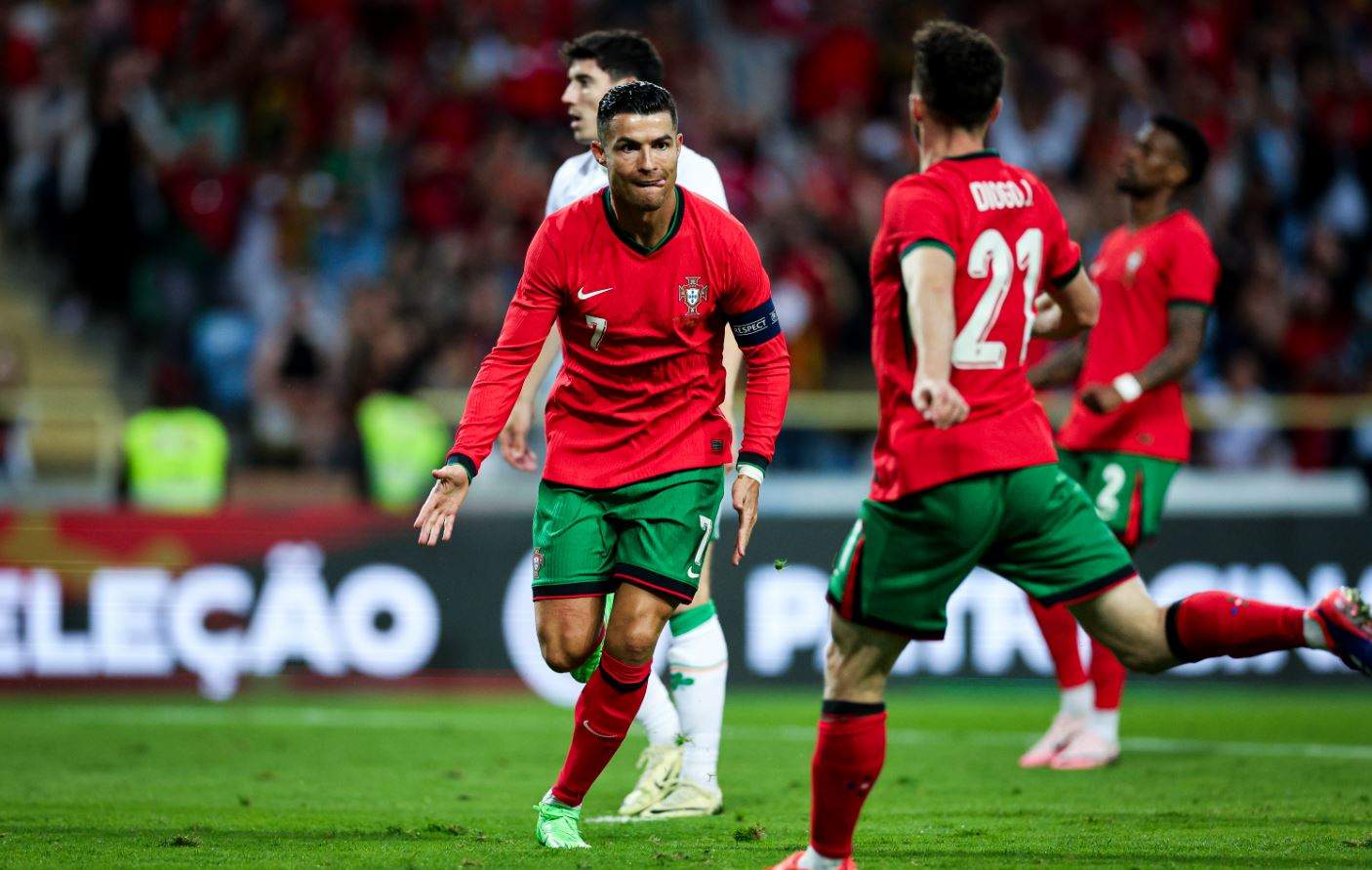 Portugal vs Ireland (01:45 – 12/06) | Xem lại trận đấu