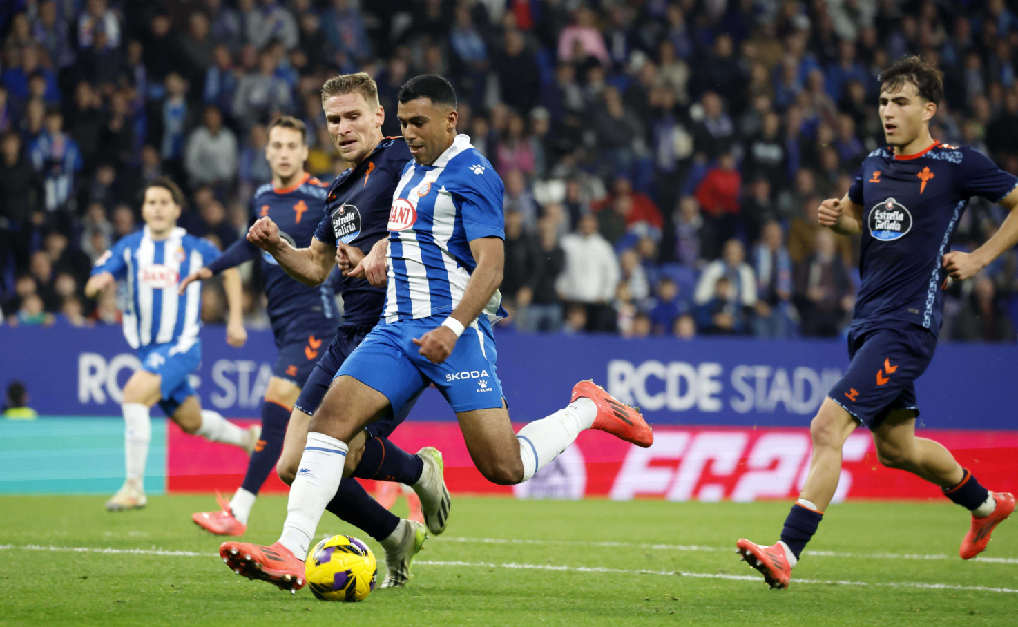 Espanyol vs RC Celta (00:30 – 01/12) | Xem lại trận đấu
