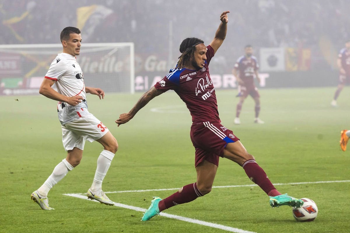 Soi kèo Sion vs Servette lúc 02h00 ngày 5/2/2025